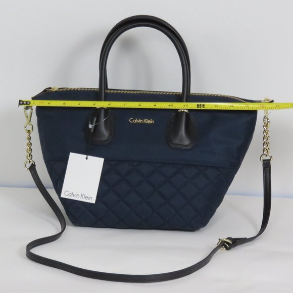 NEW Women's Calvin Klein Florence, Navy blue, Quilted - Picture 2 of 4